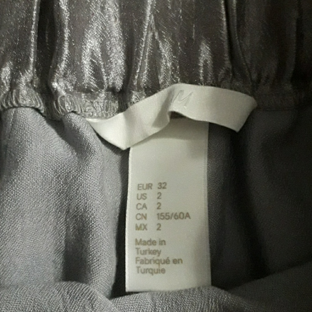 mini skirt - Picture 4 of 6